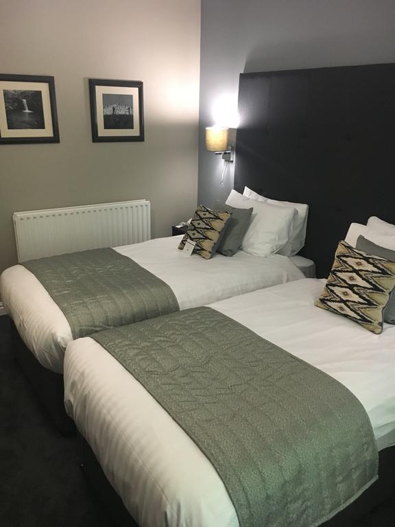 פנקרידג' Stafford South Hatherton Hotel מראה חיצוני תמונה