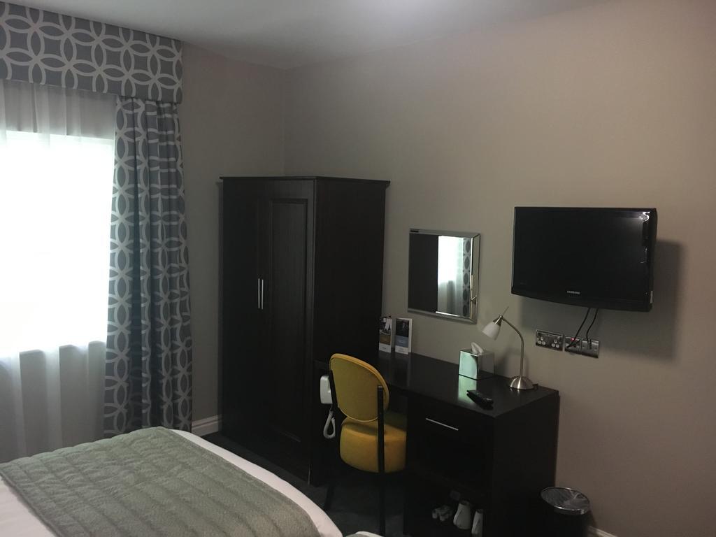 פנקרידג' Stafford South Hatherton Hotel מראה חיצוני תמונה